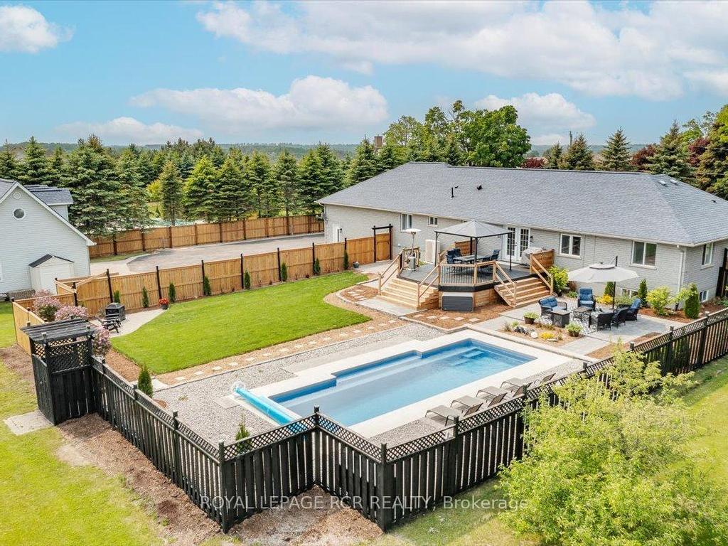 









395


Sandford

Road,
Uxbridge,




ON
L0C 1E0

