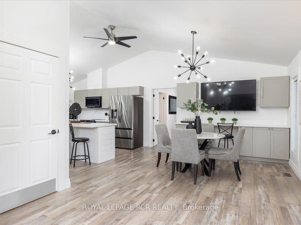 









395


Sandford

Road,
Uxbridge,




ON
L0C 1E0

