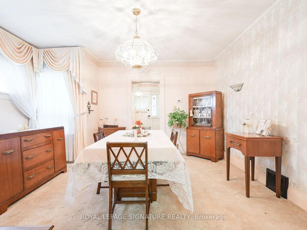 









143


William

Street,
Toronto,




ON
M9N 2G9

