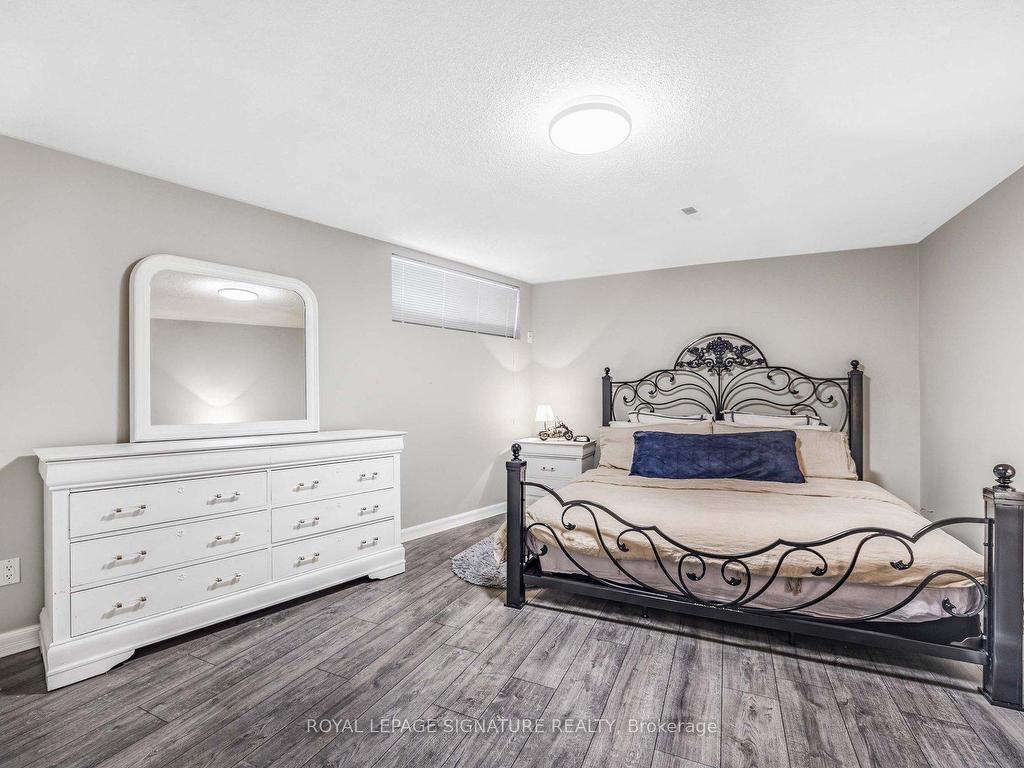 









1014


Tiffany

Circle,
Oshawa,




ON
L1G 7S1

