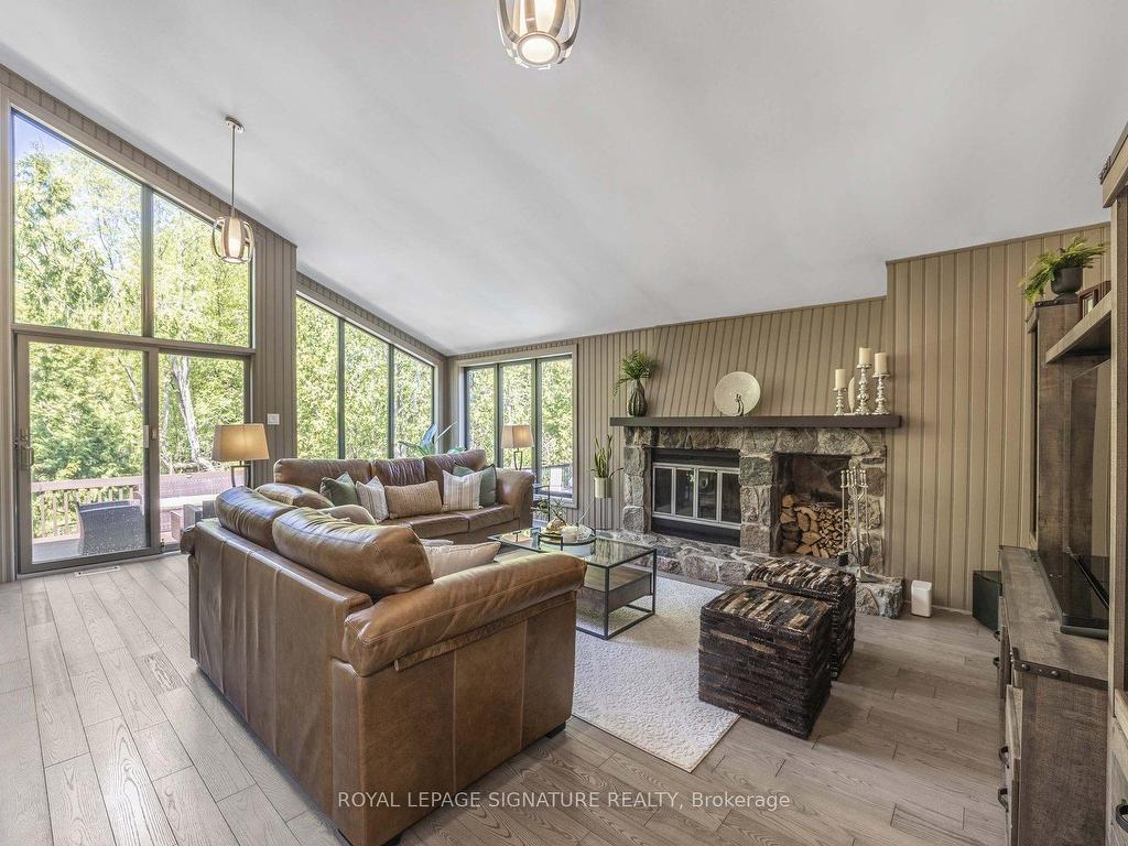









1014


Tiffany

Circle,
Oshawa,




ON
L1G 7S1

