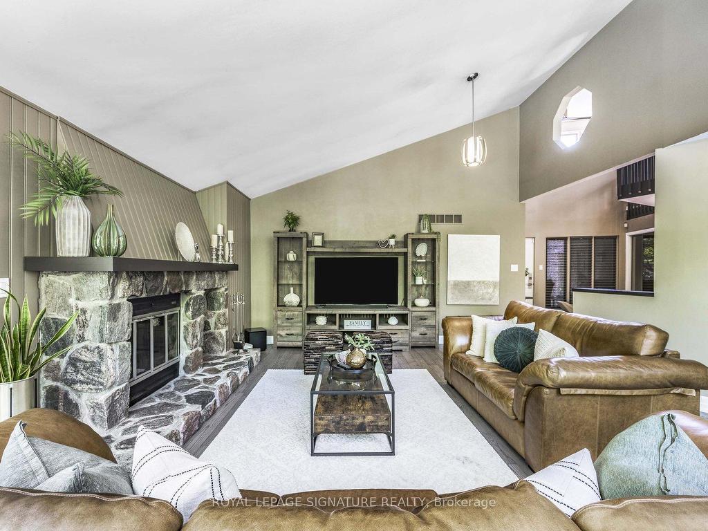 









1014


Tiffany

Circle,
Oshawa,




ON
L1G 7S1

