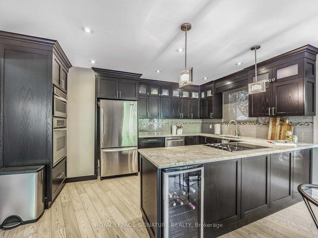 









1014


Tiffany

Circle,
Oshawa,




ON
L1G 7S1

