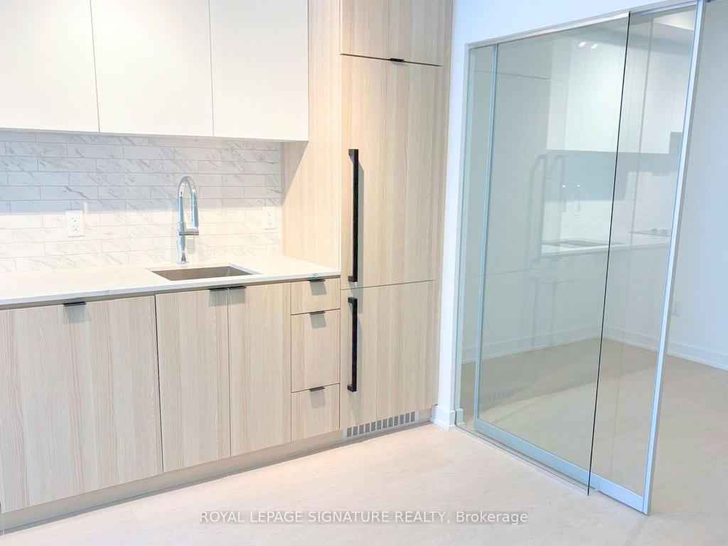 









252


Church

Street, 509,
Toronto,




ON
M5B 0E6

