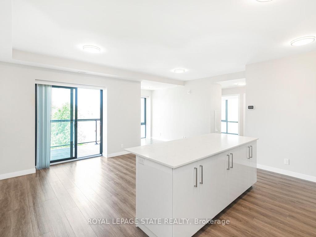 









15


Queen

Street South, 707,
Hamilton,




ON
L8P 0C6

