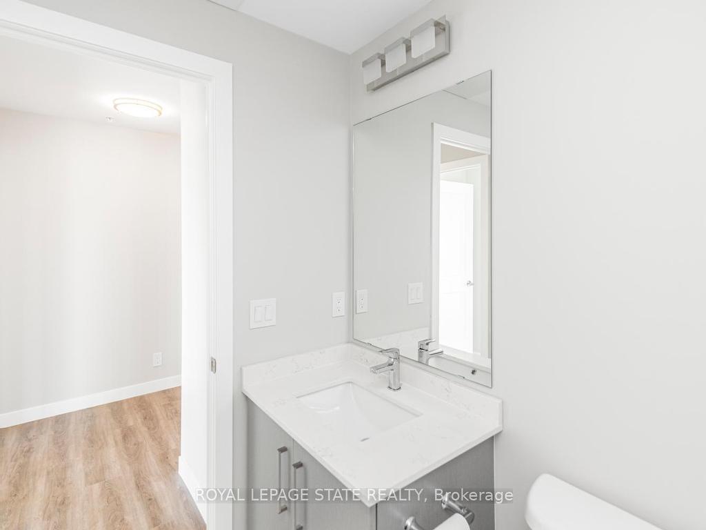 









15


Queen

Street South, 707,
Hamilton,




ON
L8P 0C6

