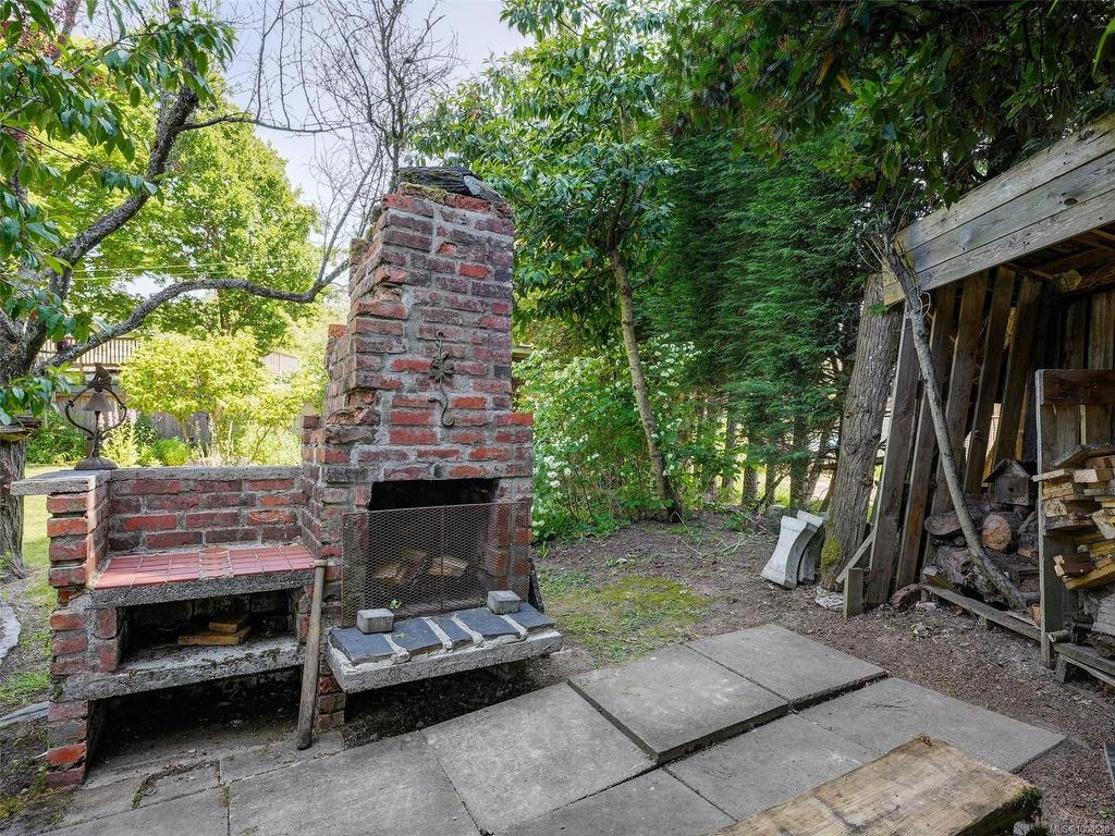 









181


Homer

Rd,
Saanich,




BC
V8Z 1V7

