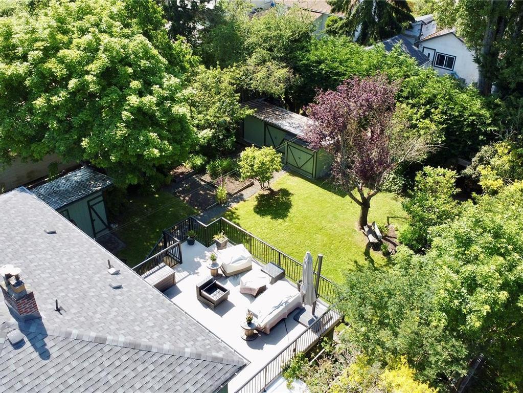 









181


Homer

Rd,
Saanich,




BC
V8Z 1V7

