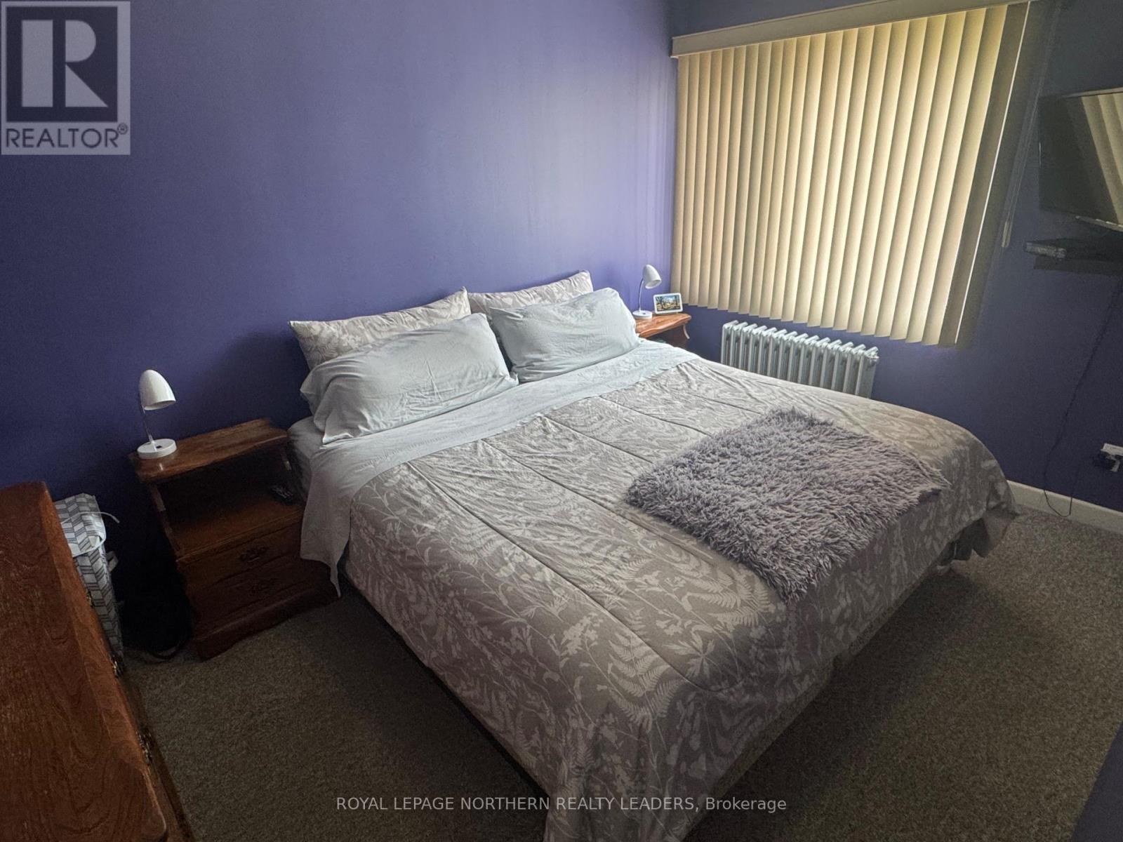 












13 VIPOND ROAD

,
Timmins (SCH - Main Area),




Ontario
P0N1G0

