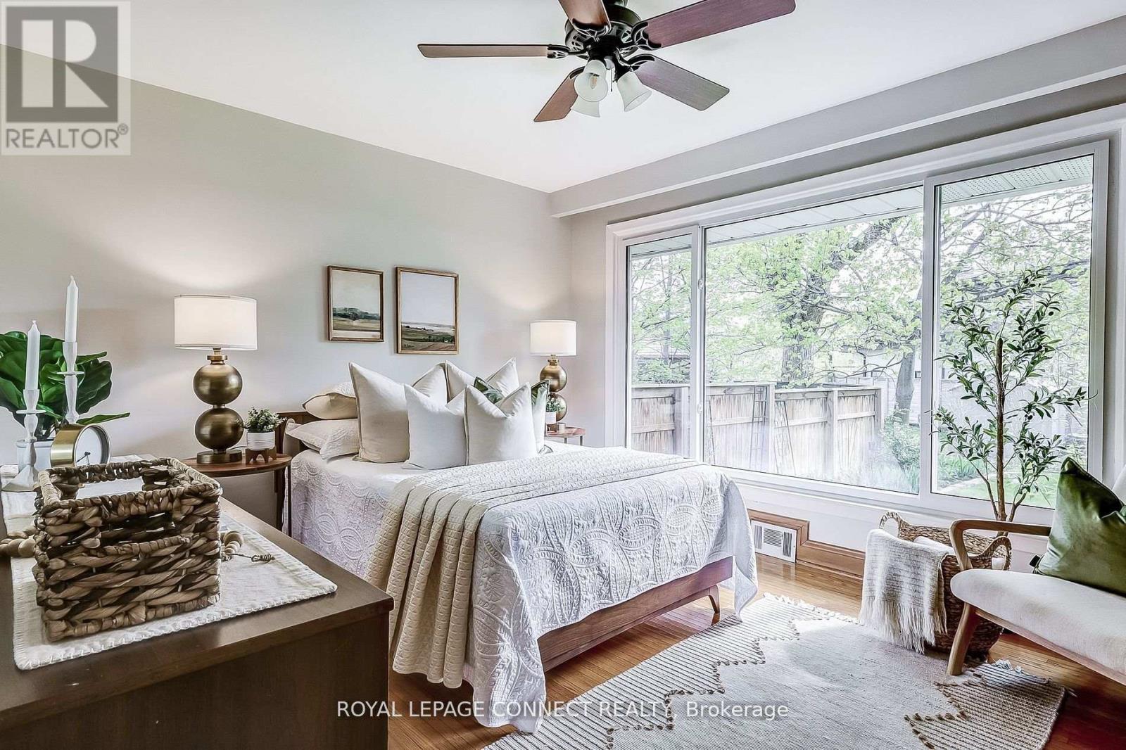 












11 MCNAB BOULEVARD

,
Toronto,




Ontario
M1M2W3

