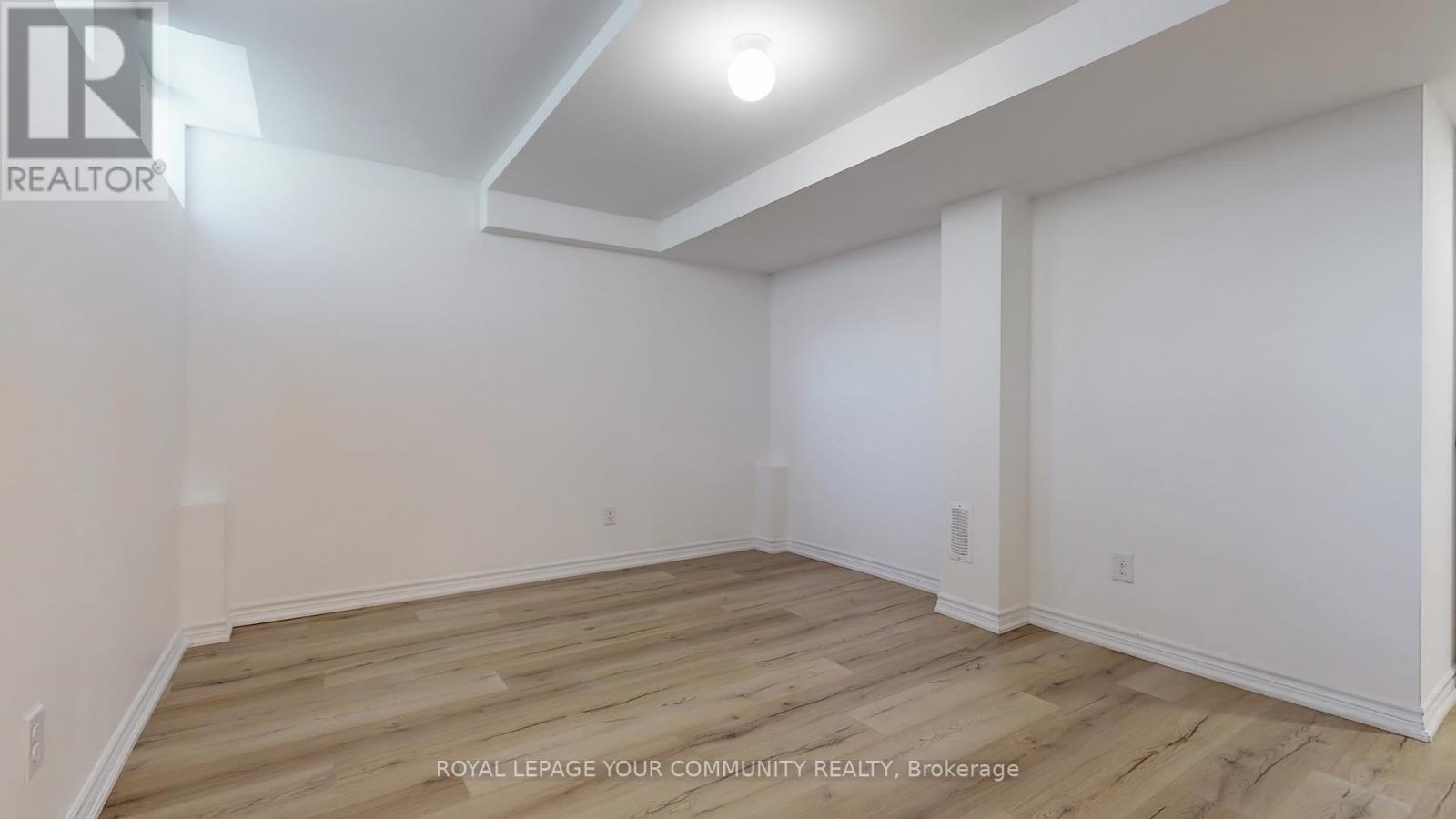 












10 WILLIAM ADAMS LANE

,
Richmond Hill,




Ontario
L4S0L9

