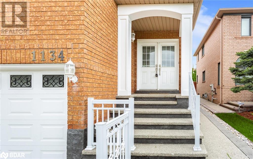 












1134 BLUEHERON Crescent

,
Mississauga,




Ontario
L5V2J7

