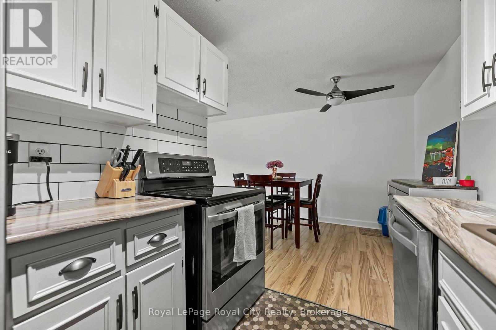 












104 - 234 WILLOW ROAD

,
Guelph (Junction/Onward Willow),




Ontario
N1H7C6

