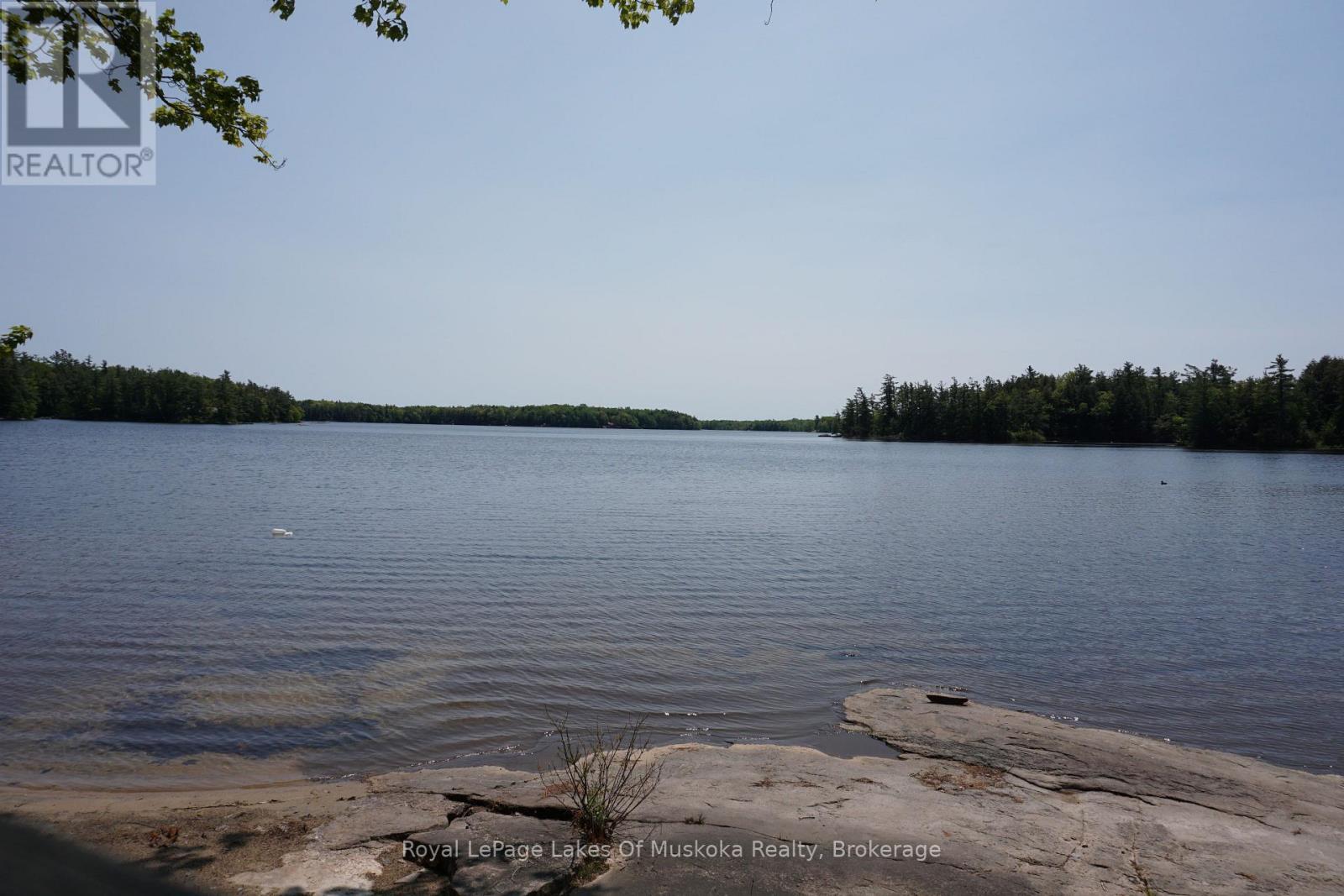












68 BEAR LAKE ROAD

,
Georgian Bay (Freeman),




Ontario
P0C1H0

