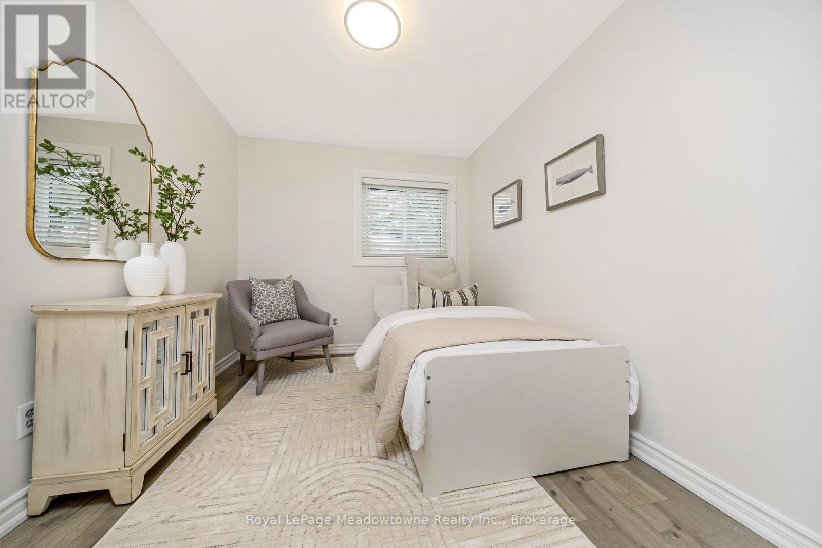 












13 - 550 CHILDS DRIVE

,
Milton (TM Timberlea),




Ontario
L9T3P3

