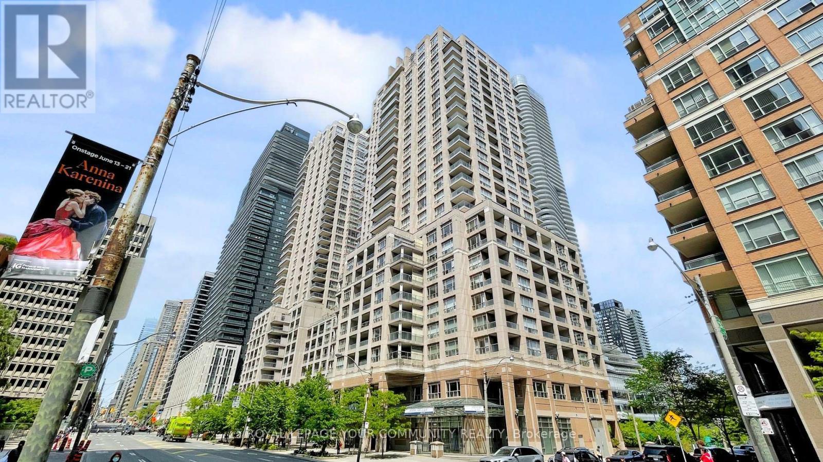 












1609 - 909 BAY STREET

,
Toronto,




Ontario
M5S3G2

