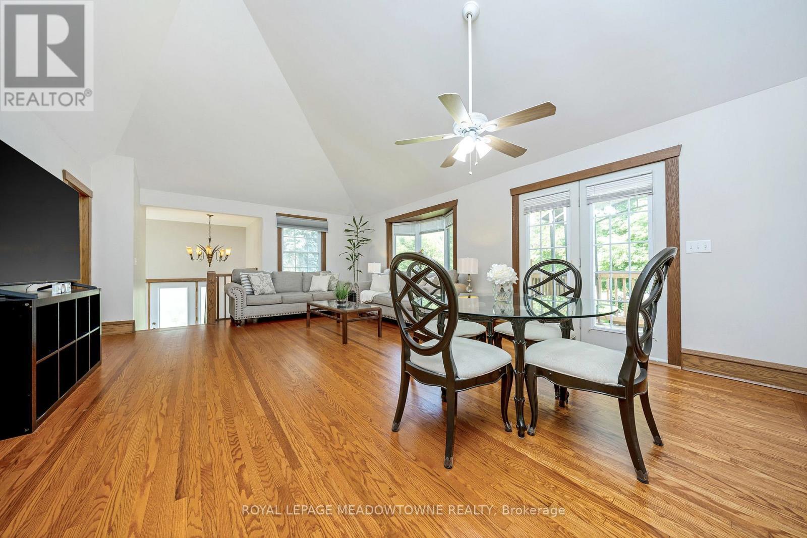 












1 CASELEY DRIVE

,
Halton Hills,




Ontario
L0P1K0

