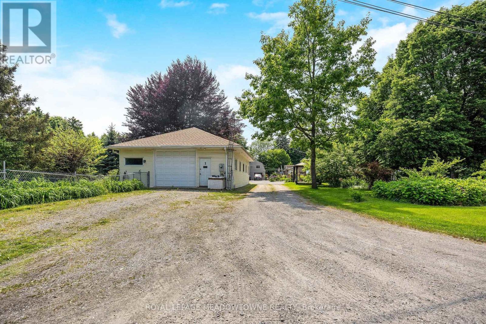 












1 CASELEY DRIVE

,
Halton Hills,




Ontario
L0P1K0

