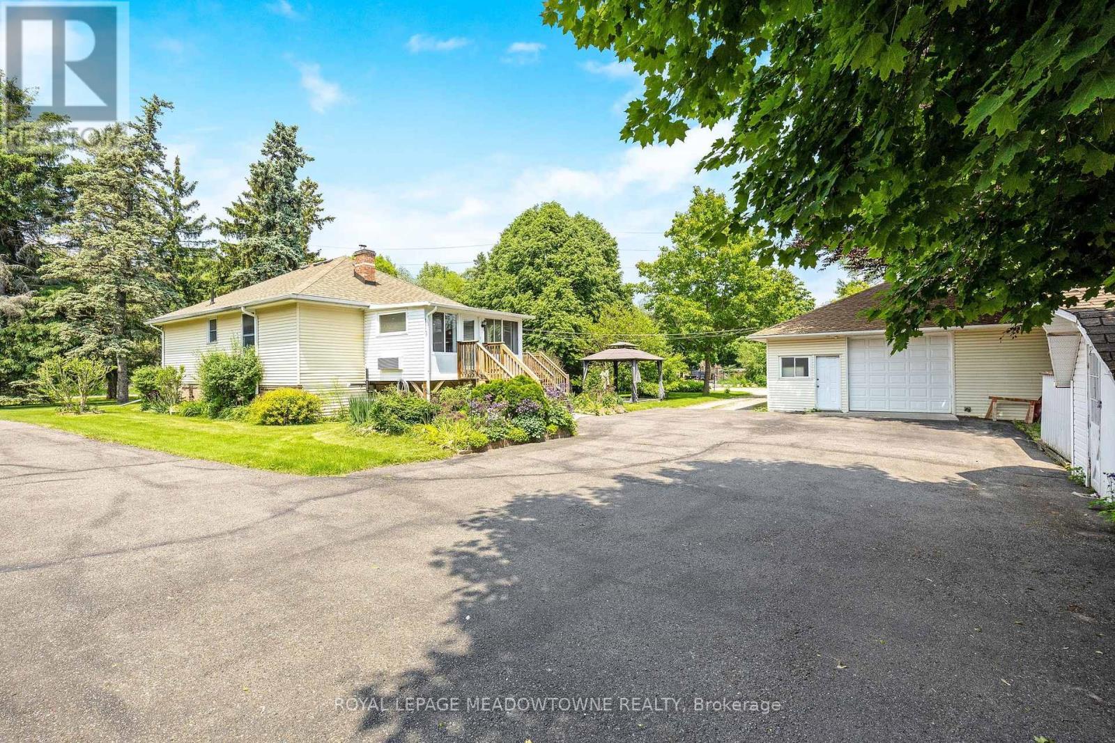 












1 CASELEY DRIVE

,
Halton Hills,




Ontario
L0P1K0

