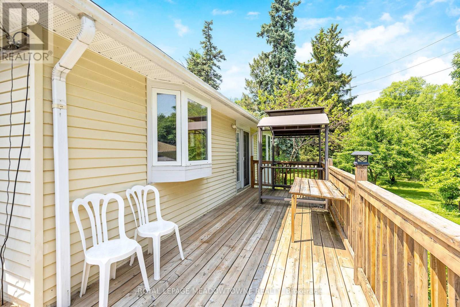 












1 CASELEY DRIVE

,
Halton Hills,




Ontario
L0P1K0

