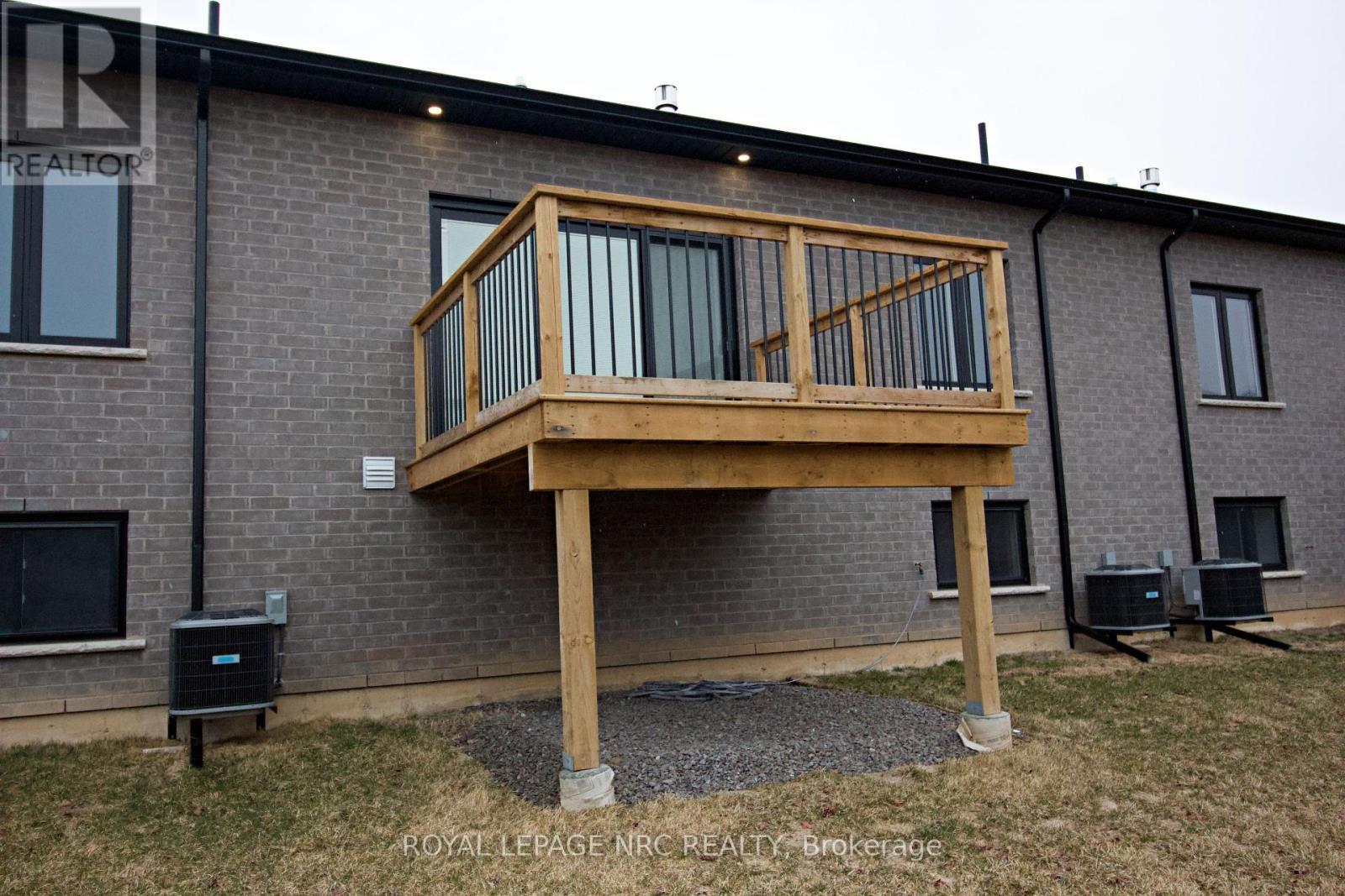 












736 CLARENCE STREET

,
Port Colborne (Sugarloaf),




Ontario
L3K0A8

