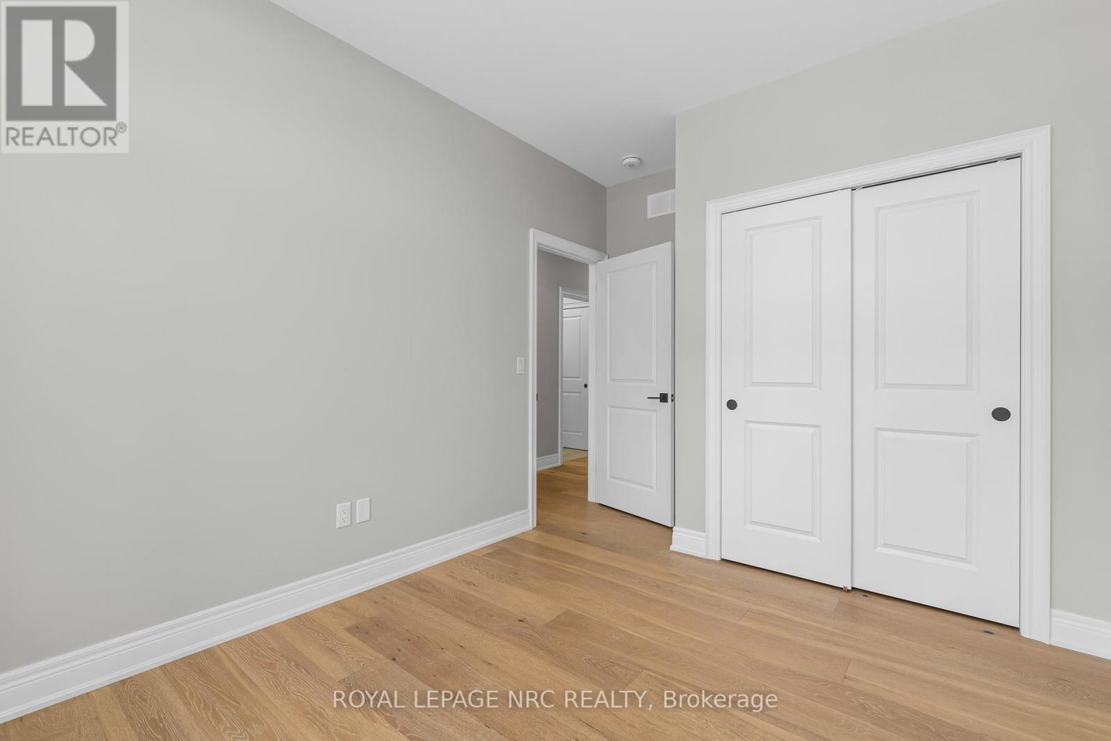 












736 CLARENCE STREET

,
Port Colborne (Sugarloaf),




Ontario
L3K0A8

