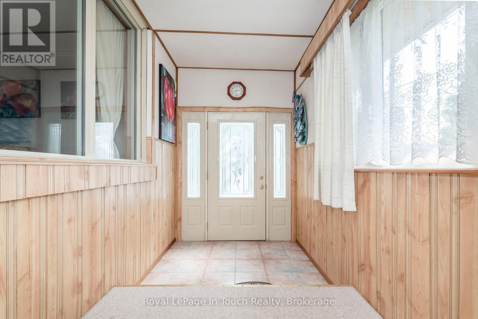 












828 HUGEL AVENUE

,
Midland,




Ontario
L4R1X6

