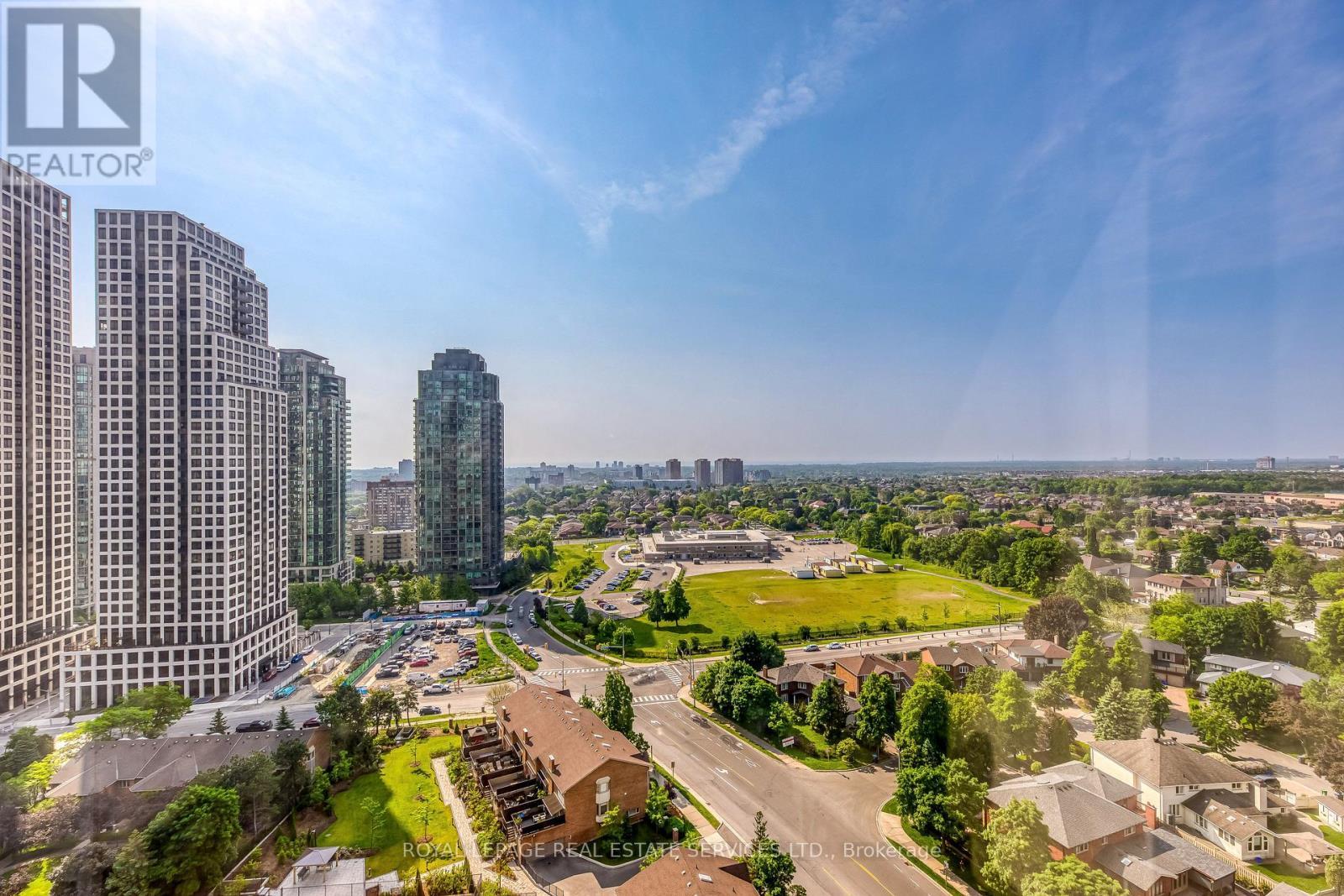 












2111 - 3605 KARIYA DRIVE

,
Mississauga,




Ontario
L5B3J4

