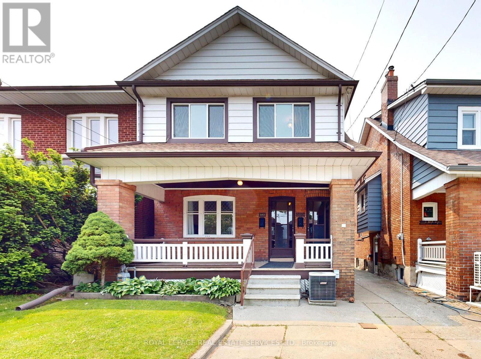 












302 WINDERMERE AVENUE

,
Toronto,




Ontario
M6S3K7

