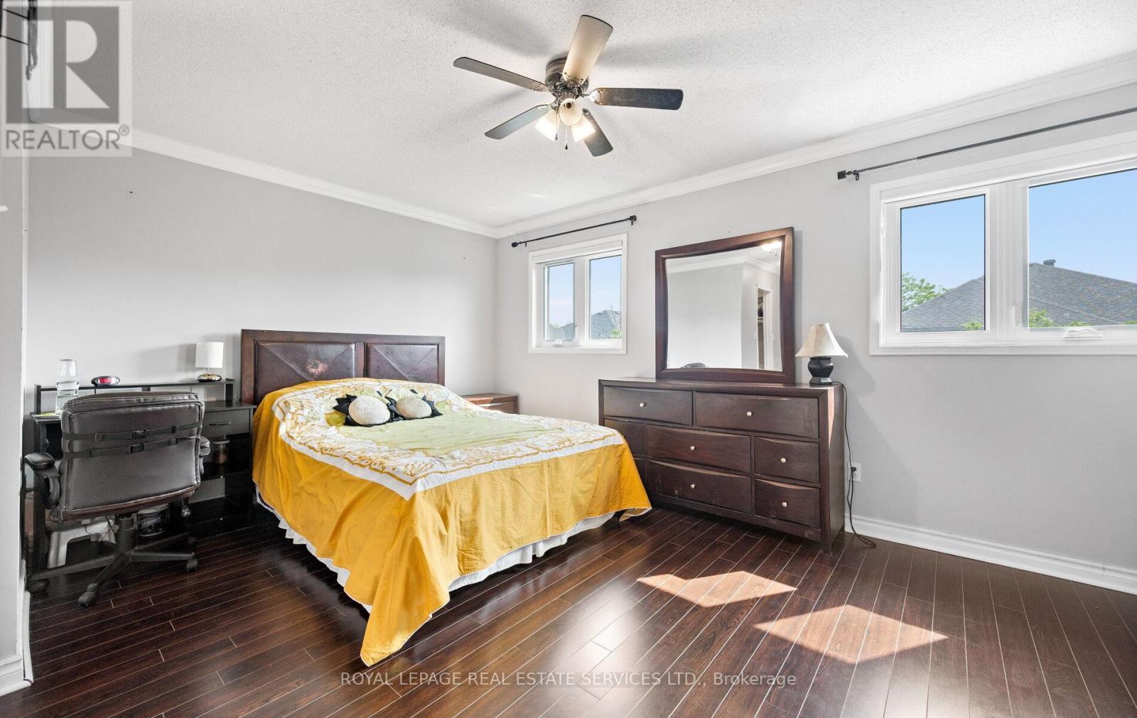 












812 GOLDEN FARMER WAY

,
Mississauga,




Ontario
L5W1A7

