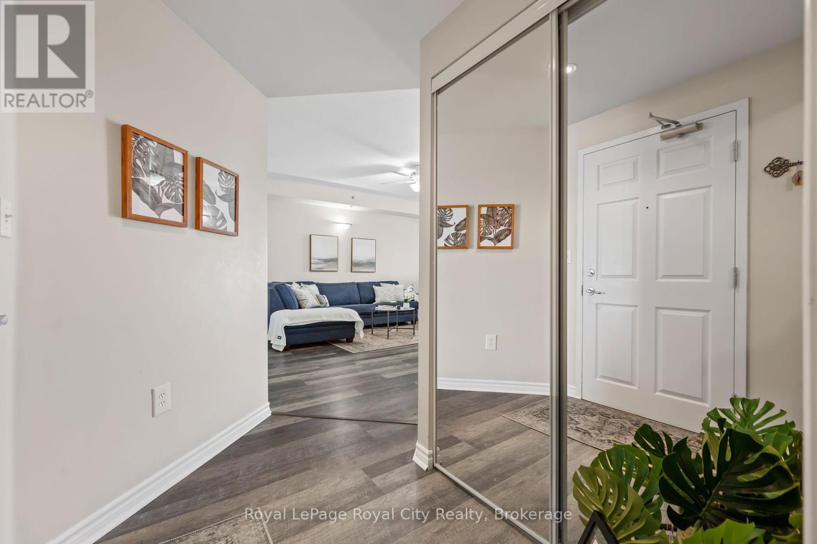 












408 - 308 WATSON PARKWAY N

,
Guelph (Grange Road),




Ontario
N1E0G7

