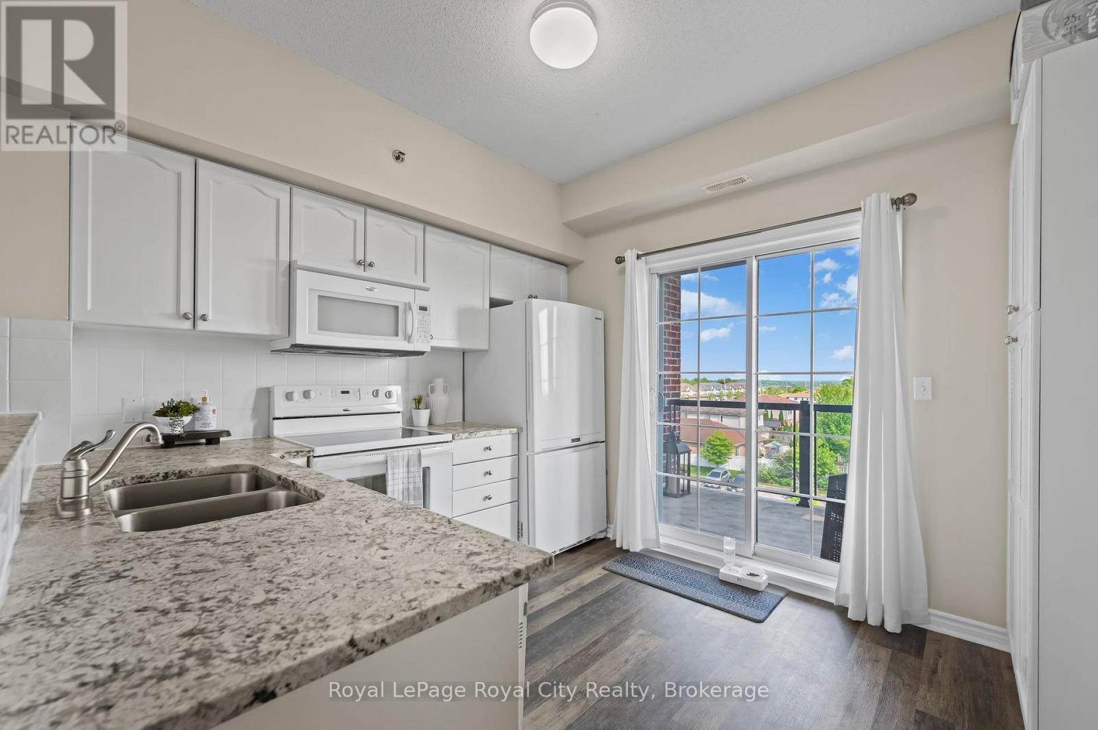 












408 - 308 WATSON PARKWAY N

,
Guelph (Grange Road),




Ontario
N1E0G7


