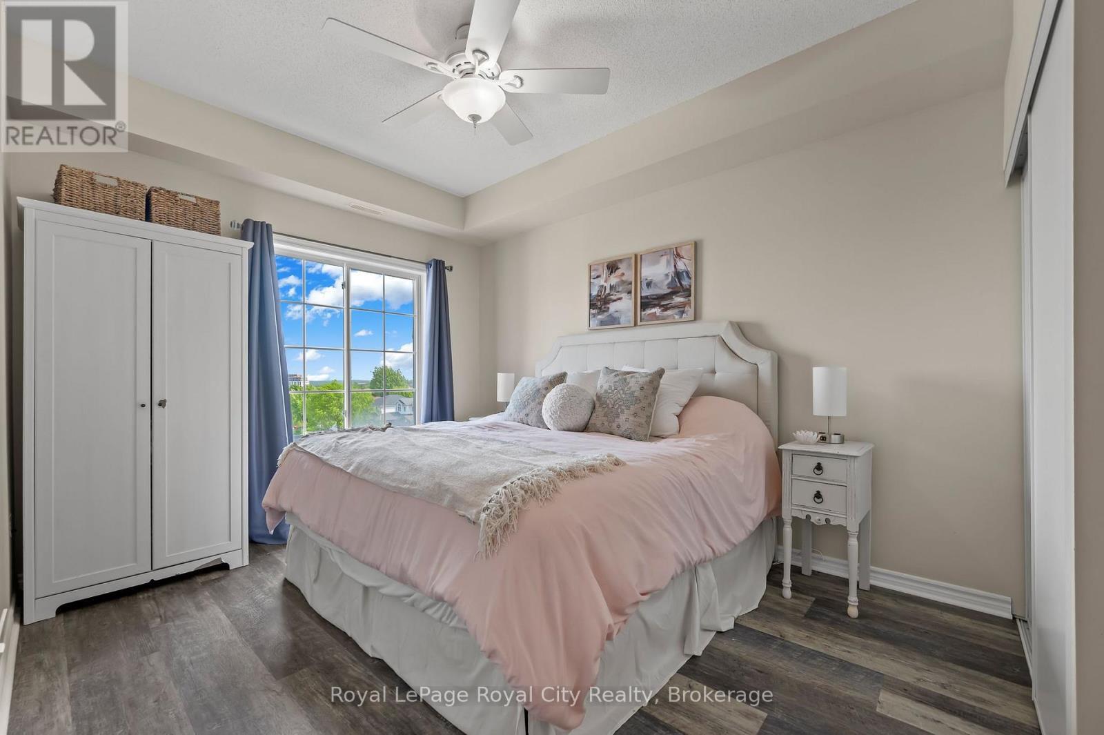 












408 - 308 WATSON PARKWAY N

,
Guelph (Grange Road),




Ontario
N1E0G7

