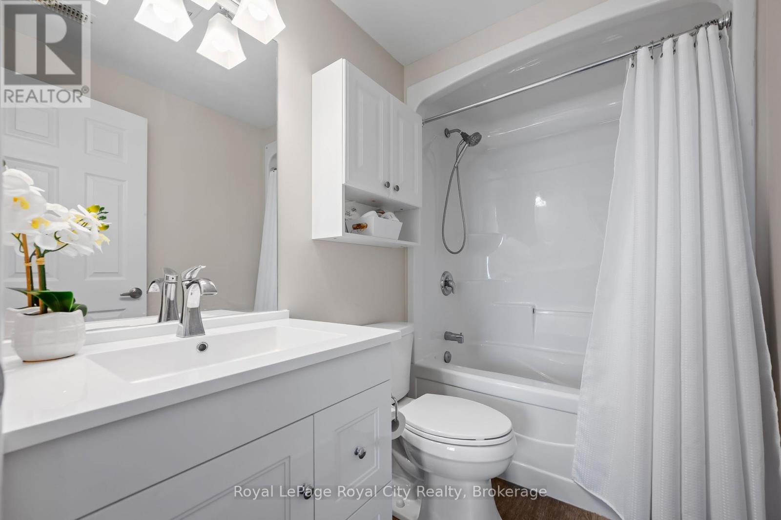 












408 - 308 WATSON PARKWAY N

,
Guelph (Grange Road),




Ontario
N1E0G7

