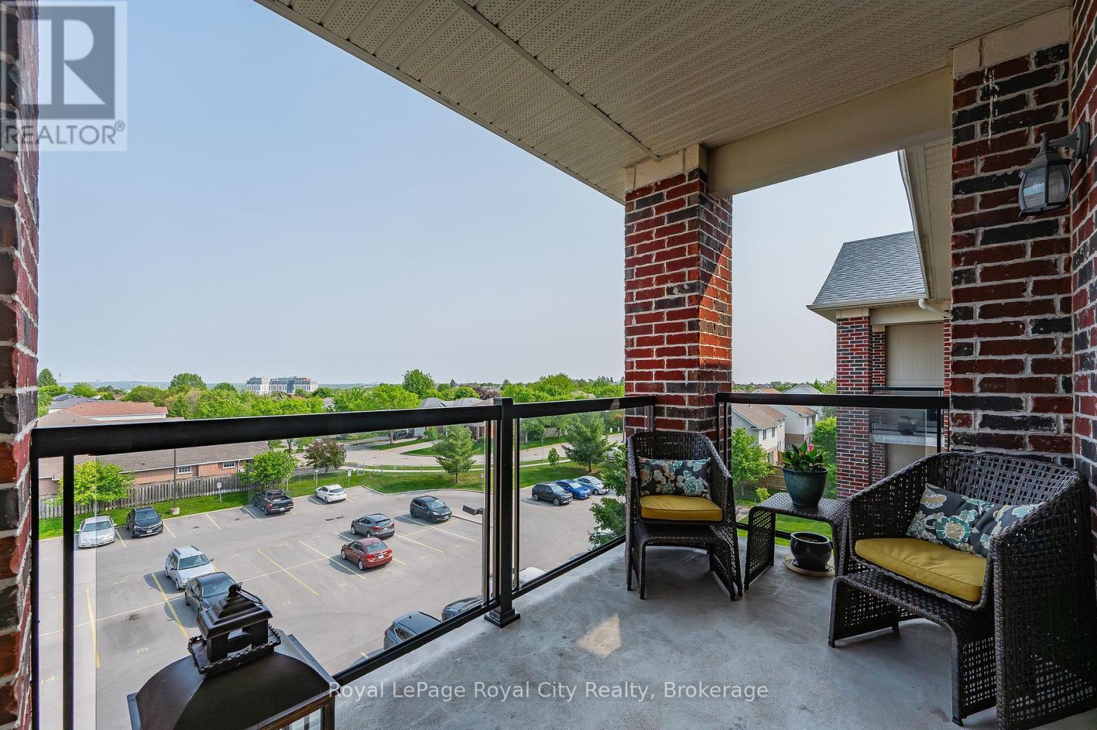 












408 - 308 WATSON PARKWAY N

,
Guelph (Grange Road),




Ontario
N1E0G7

