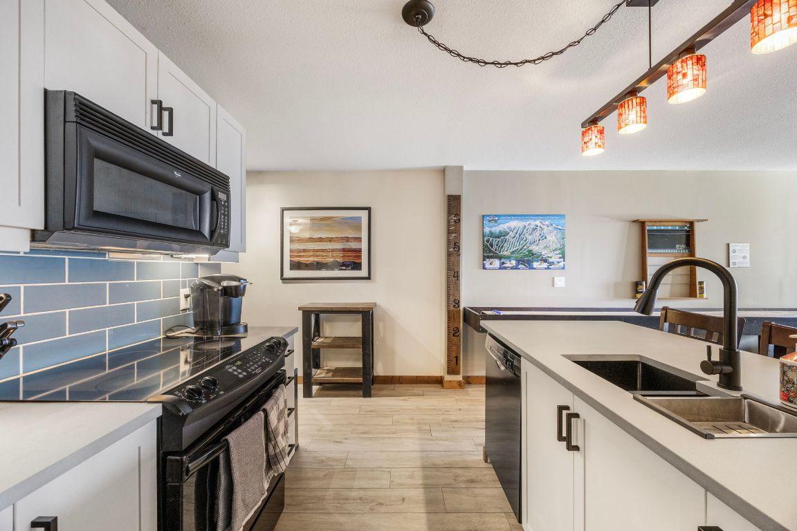 









105


Kettle View

Road, 309,
Big White,




BC
V1P 1P3


