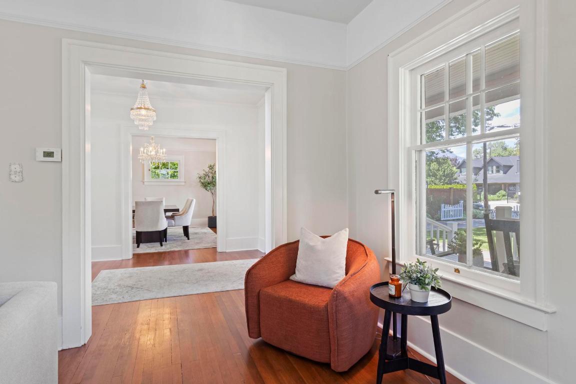 









1001


Lawrence

Avenue,
Kelowna,




BC
V1Y 6M3

