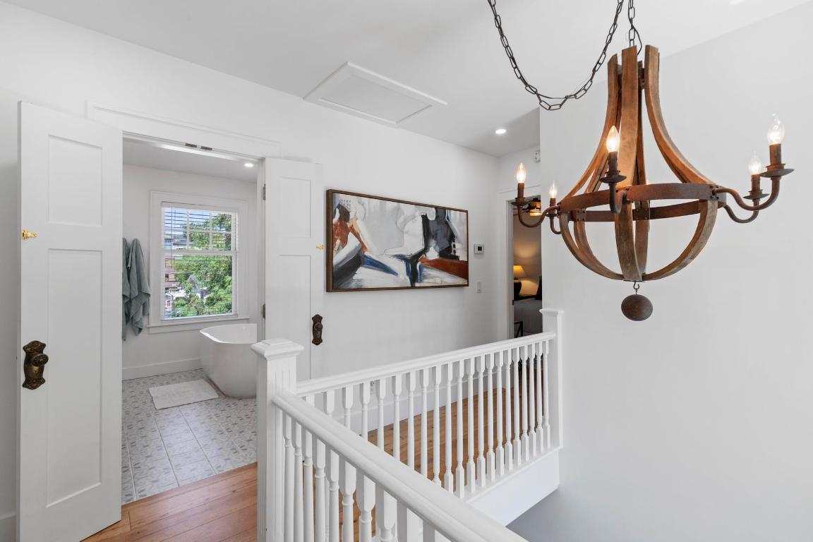 









1001


Lawrence

Avenue,
Kelowna,




BC
V1Y 6M3

