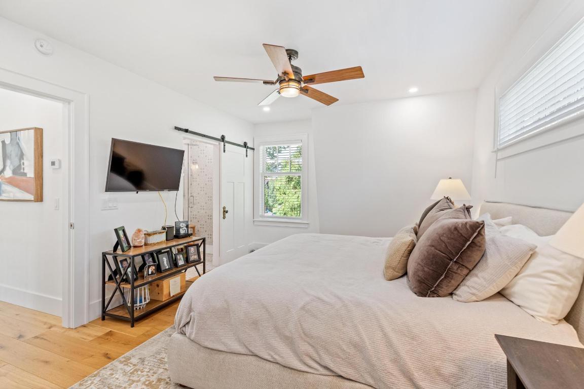 









1001


Lawrence

Avenue,
Kelowna,




BC
V1Y 6M3

