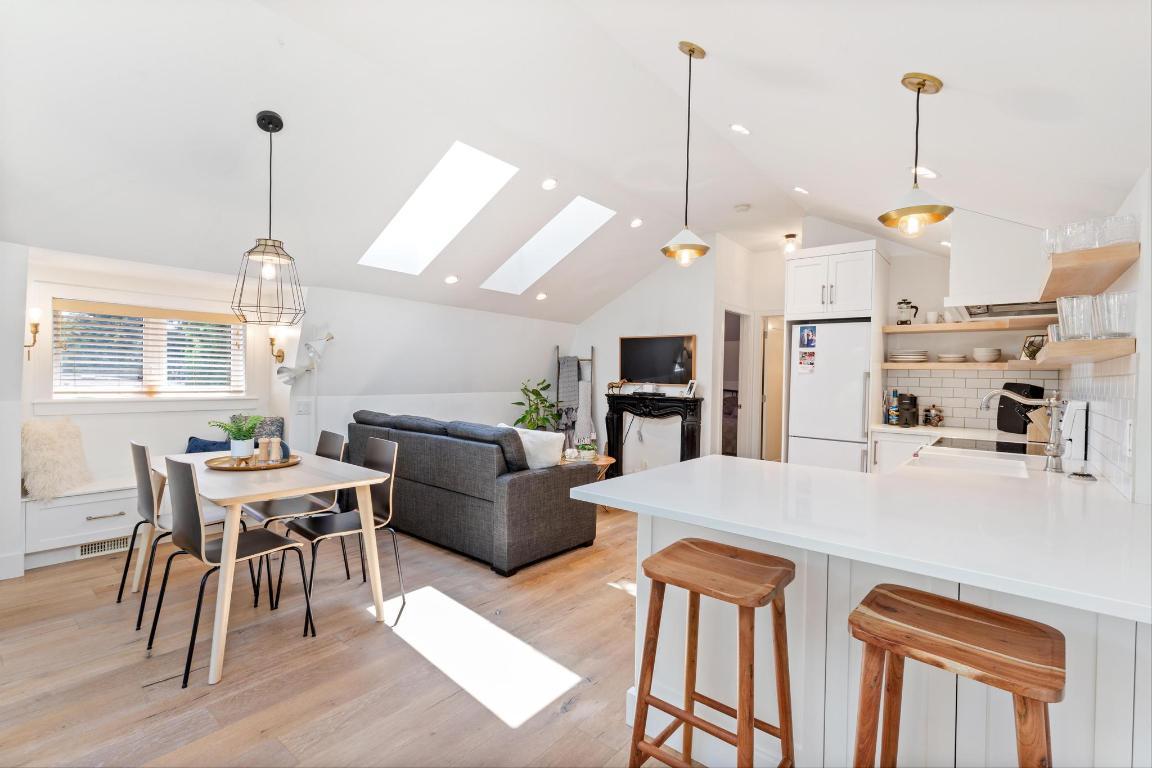 









1001


Lawrence

Avenue,
Kelowna,




BC
V1Y 6M3


