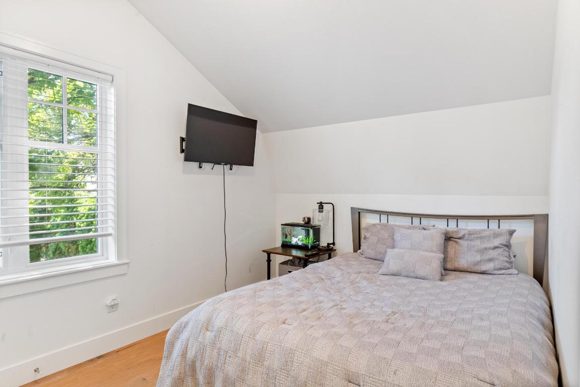 









1001


Lawrence

Avenue,
Kelowna,




BC
V1Y 6M3

