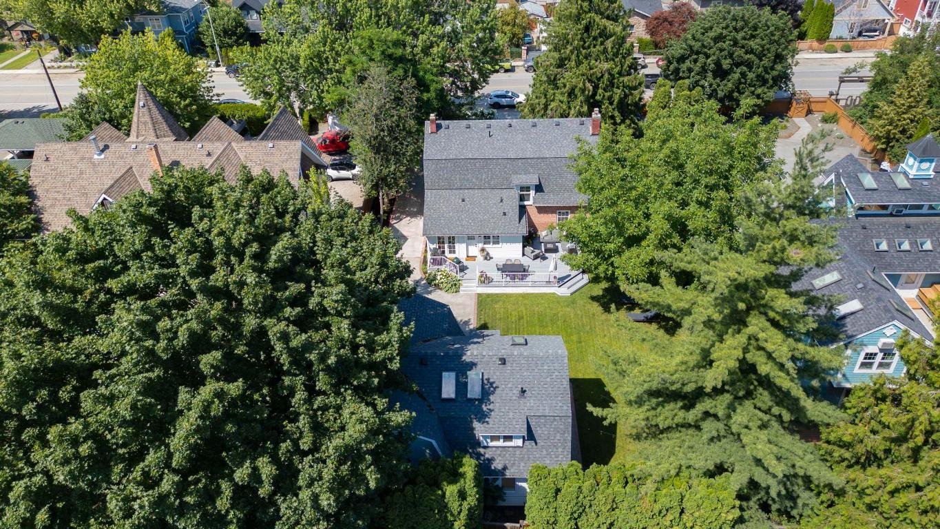 









1001


Lawrence

Avenue,
Kelowna,




BC
V1Y 6M3

