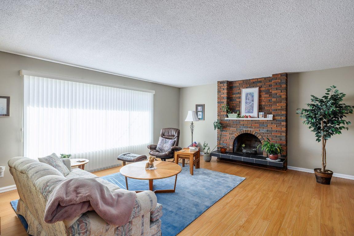 









3070


Thacker

Drive,
West Kelowna,




BC
V1Z 2V1

