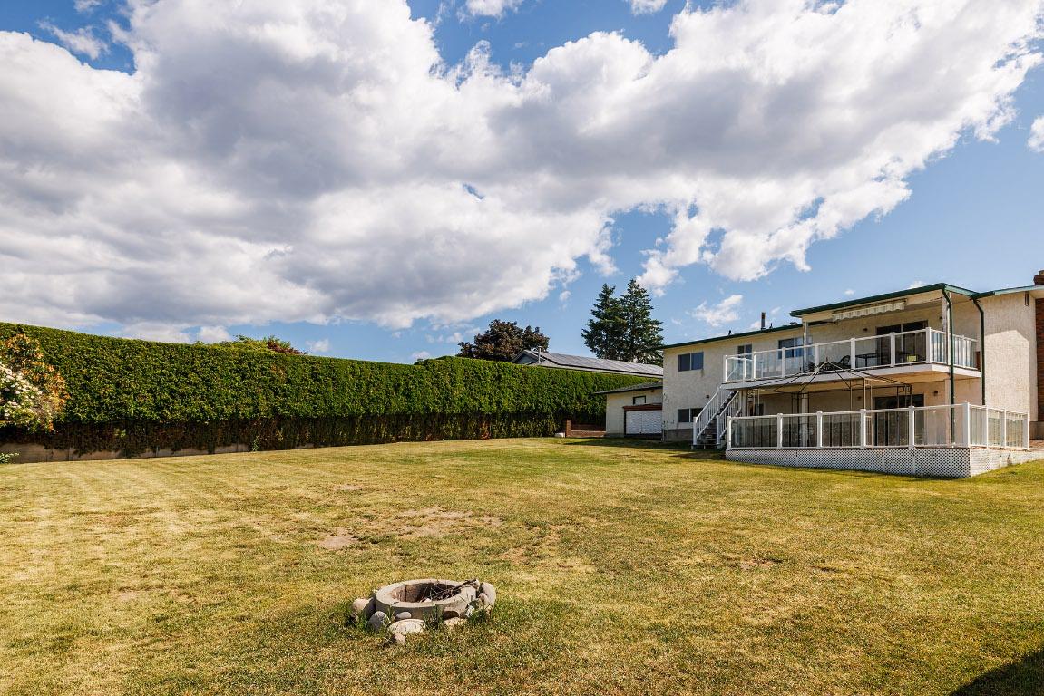 









3070


Thacker

Drive,
West Kelowna,




BC
V1Z 2V1

