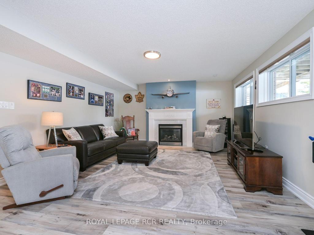 









2


Tuscany Grande

N/A,
New Tecumseth,




ON
L9R 0E2

