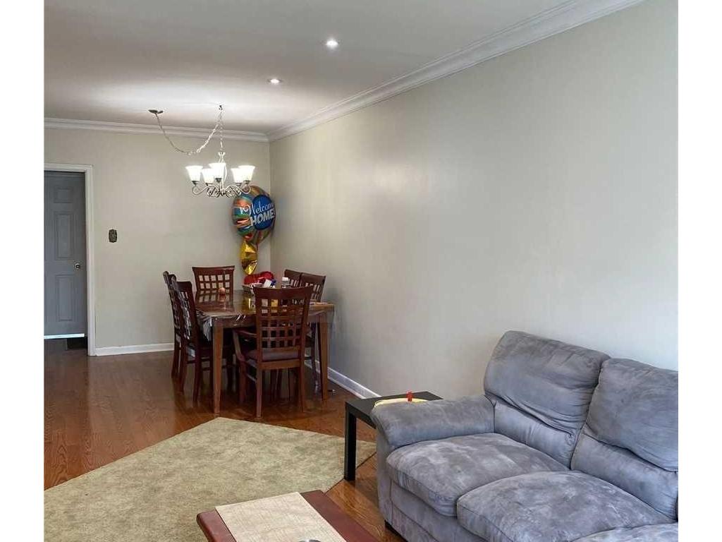 









393


Browndale

Crescent, Main,
Richmond Hill,




ON
L4C 3H9

