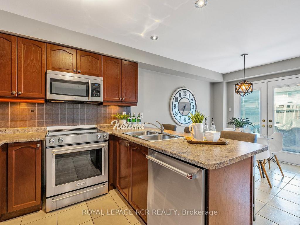 









171


Swindells

Street,
Clarington,




ON
L1C 0E3

