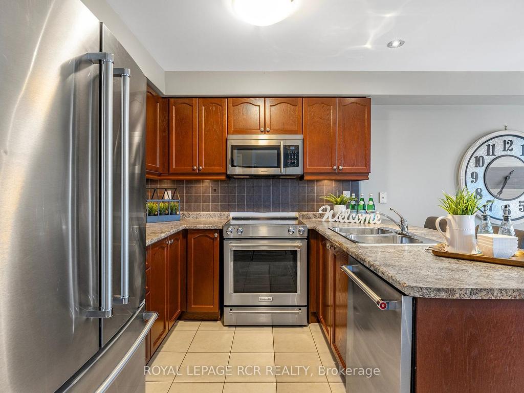 









171


Swindells

Street,
Clarington,




ON
L1C 0E3

