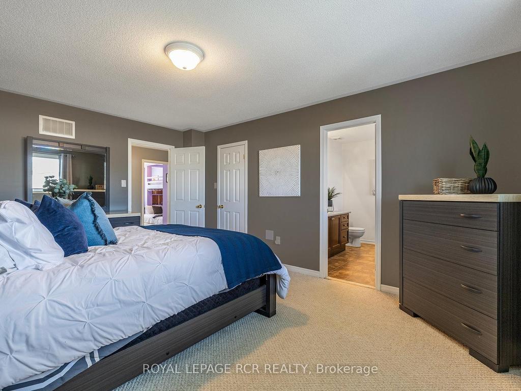 









171


Swindells

Street,
Clarington,




ON
L1C 0E3

