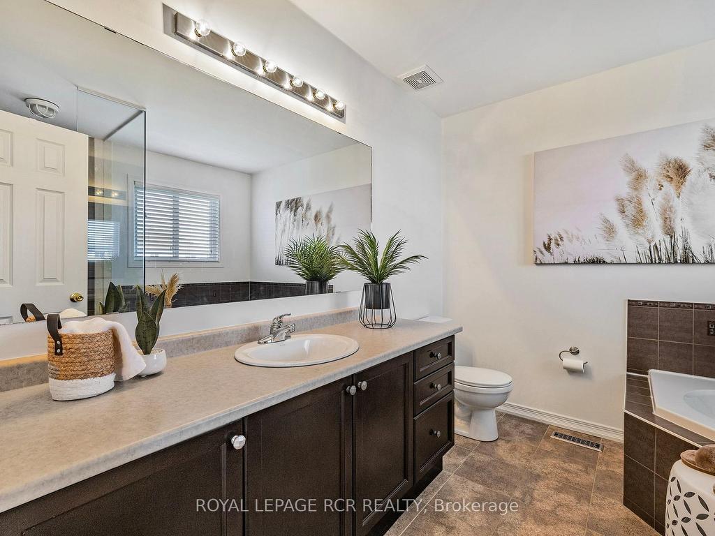 









171


Swindells

Street,
Clarington,




ON
L1C 0E3

